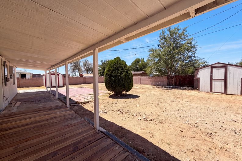 Photo 18 of 20 of 13325 Lamel St, Edwards, CA