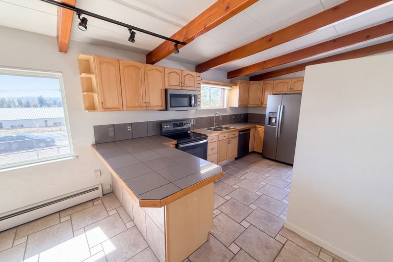 Photo 3 of 63 of 7811 W 62nd Ave, Arvada, CO