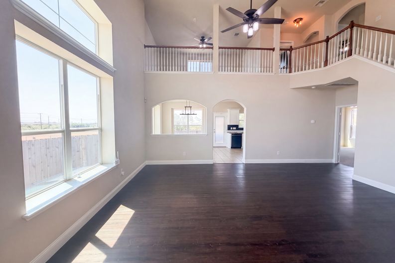 Photo 3 of 18 of 9603 Orion Dr, Temple, TX
