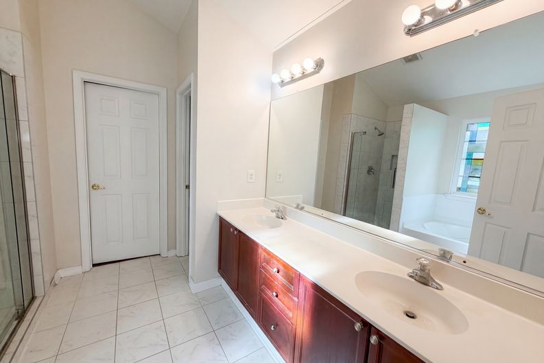 Photo 22 of 27 of 8692 Hickory Creek Ct, North Charleston, SC