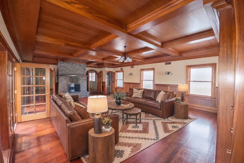 Photo 7 of 45 of 2217 Valley View Dr S, Saylorsburg, PA