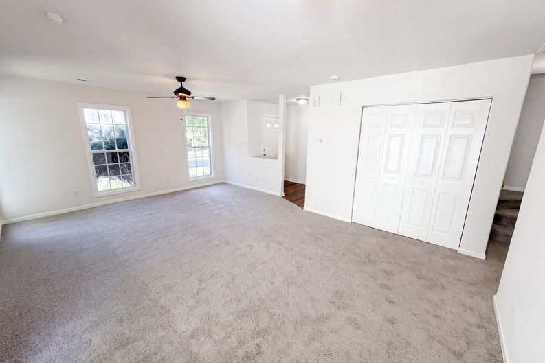 Photo 9 of 21 of 9514 Littleleaf Dr, Charlotte, NC