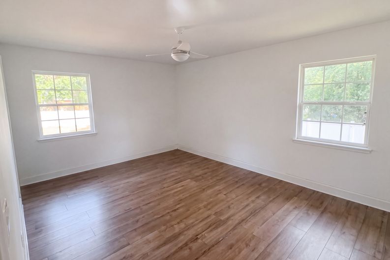 Photo 15 of 26 of 1625 Windsor Dr, Waycross, GA