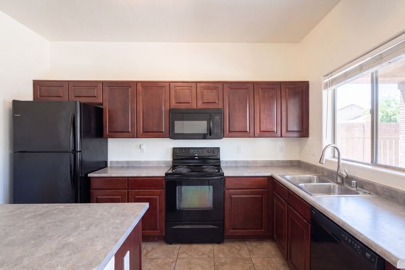 Photo 28 of 36 of 17268 W Elaine Dr, Goodyear, AZ