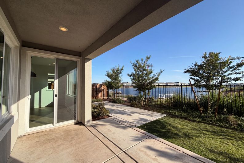 Photo 5 of 50 of 2743 Irish Meadow Way, Lathrop, CA