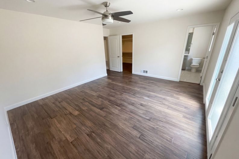 Photo 18 of 37 of 2770 Burtz Dr, Marietta, GA