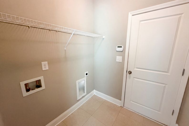 Photo 16 of 22 of 1209 Windstone Dr, Winder, GA