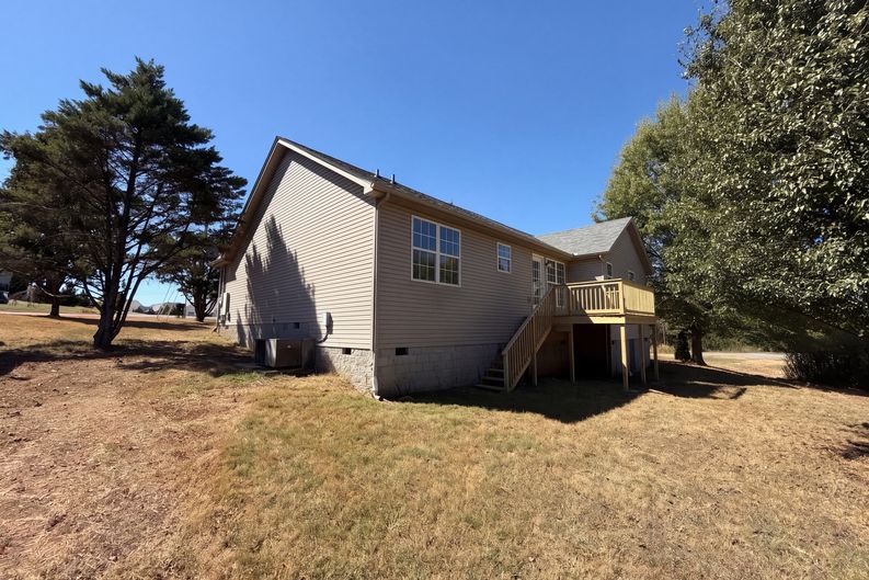 Photo 18 of 21 of 6140 Steve Scarlett Pl, La Vergne, TN