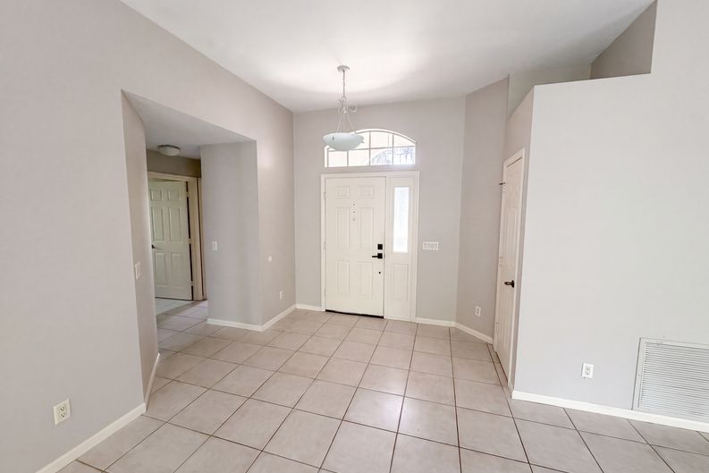 Photo 6 of 29 of 400 46th Ct, Vero Beach, FL