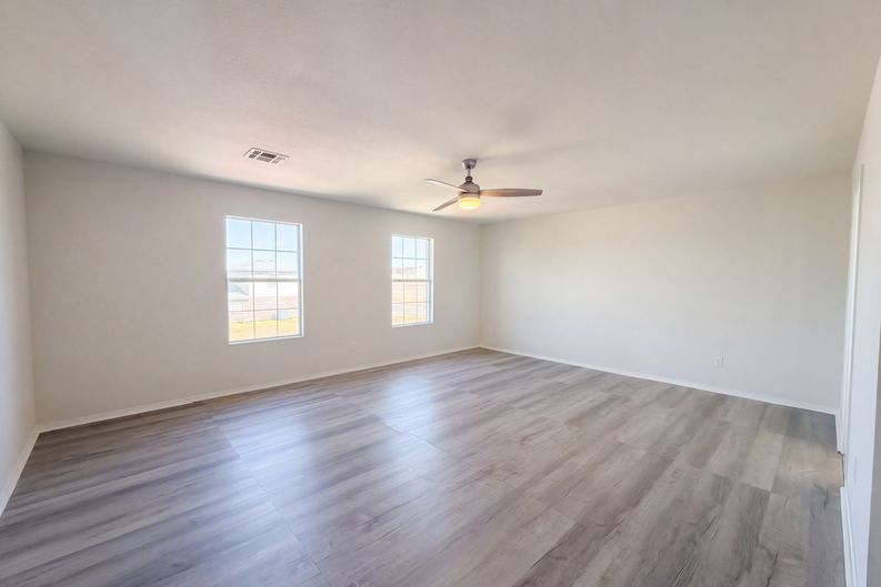 Photo 18 of 31 of 2408 Mikulec Dr, Killeen, TX