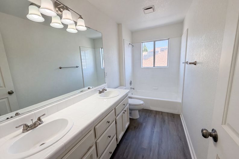 Photo 24 of 31 of 4711 Wildflower Ln, Rocklin, CA