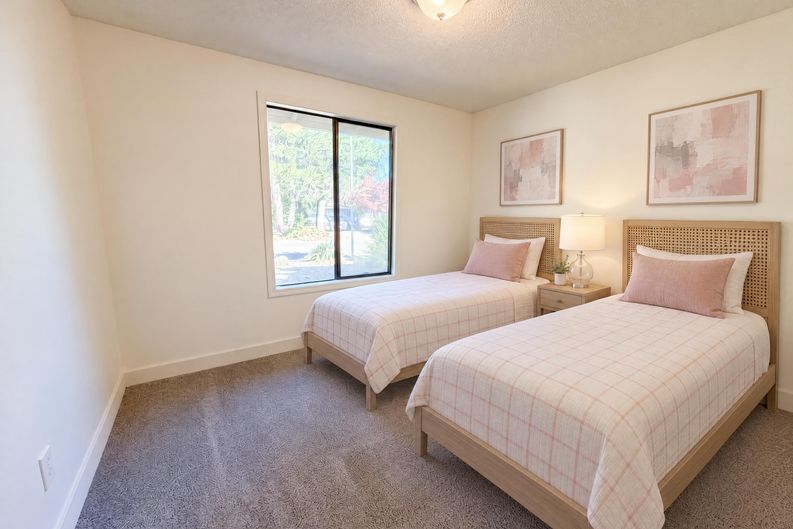 Photo 9 of 16 of 2204 SE 134th Ave, Vancouver, WA