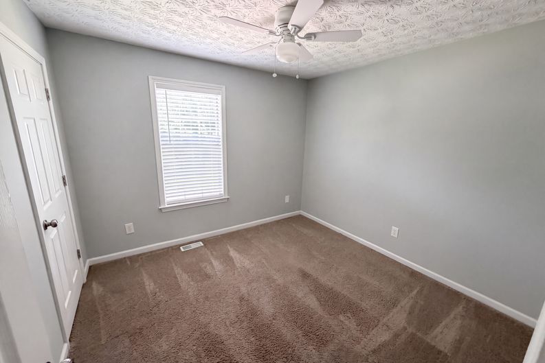 Photo 7 of 23 of 59 Paradise Cir, Douglasville, GA