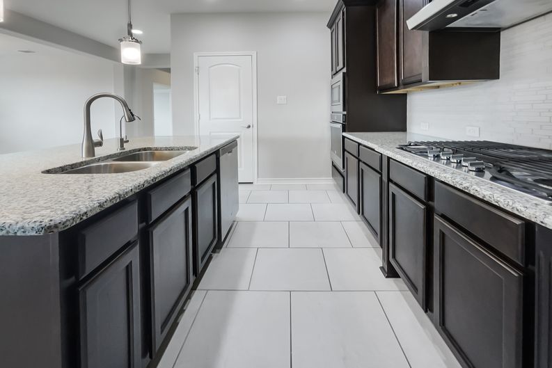 Photo 6 of 20 of 23006 Woodlawn Rdg, San Antonio, TX