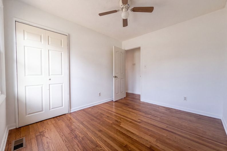 Photo 10 of 17 of 2806 E Cramer Dr, Fayetteville, NC