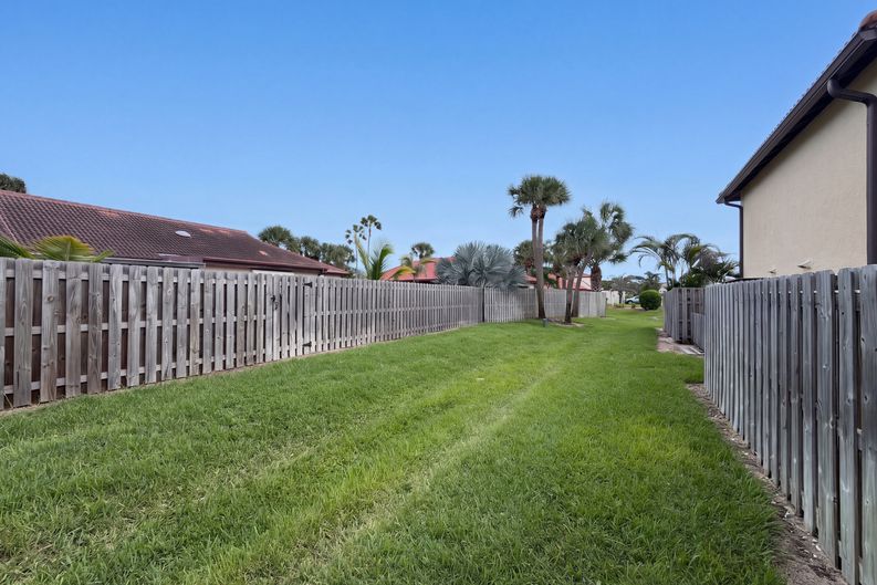 Photo 19 of 21 of 3293 Sand Ct, Melbourne Beach, FL