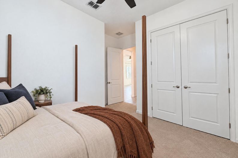 Photo 11 of 15 of 724 Winterside Dr, Apollo Beach, FL