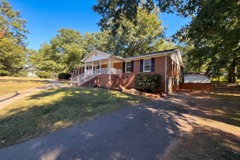Photo 18 of 24 of 120 Smith St, Wingate, NC