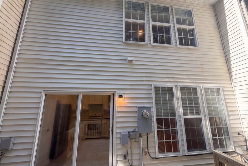 Photo 5 of 23 of 4204 Camden Woods Ct, Raleigh, NC