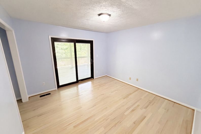 Photo 12 of 44 of 5344 Forest Springs Dr, Atlanta, GA