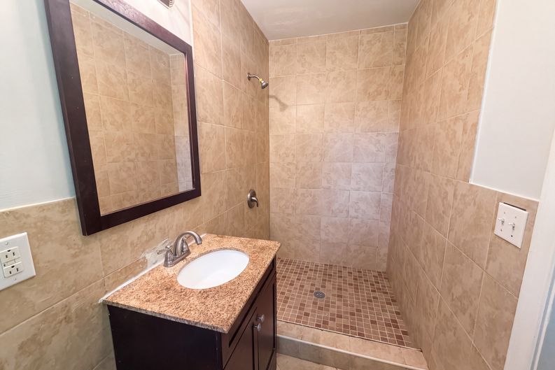 Photo 21 of 23 of 927 Greenlawn Dr, Columbia, SC
