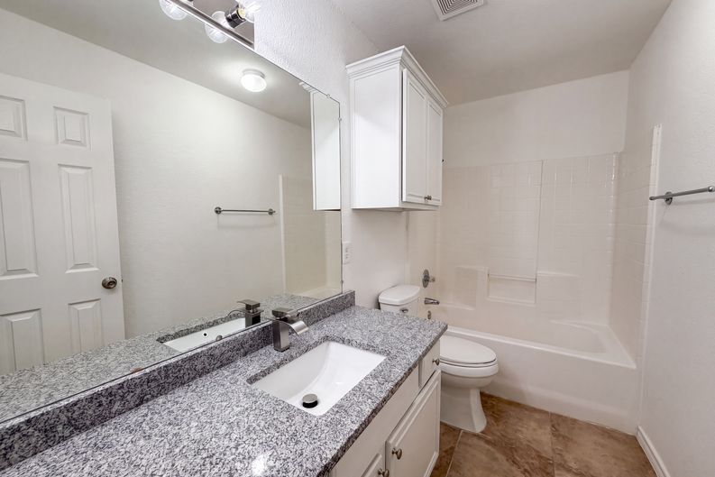 Photo 15 of 18 of 825 Adams Dr, Burleson, TX