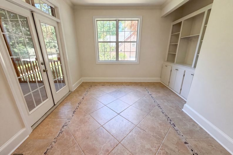 Photo 11 of 48 of 116 Crosscreek Dr, Columbia, SC
