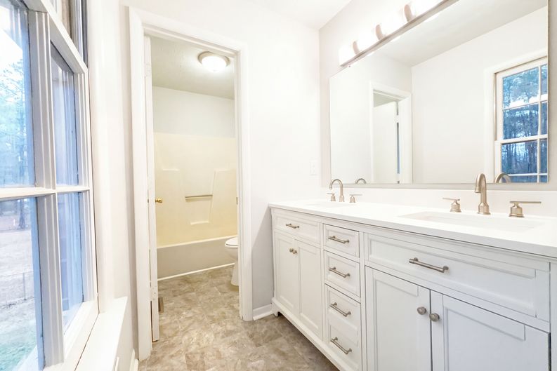 Photo 15 of 18 of 7594 Beverly Dr, Fayetteville, NC