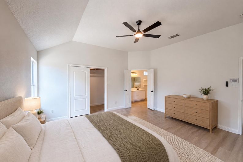 Photo 8 of 28 of 16205 Glorious Ln, Pflugerville, TX