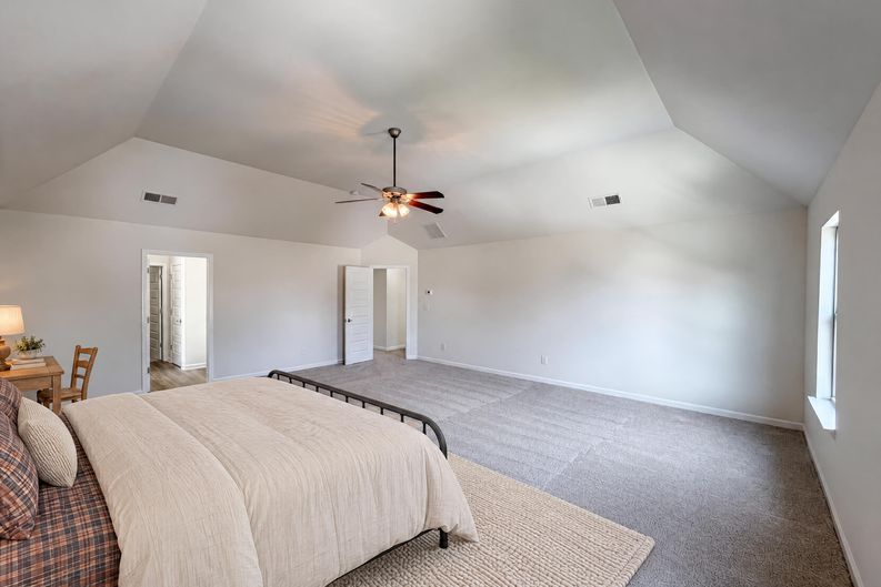 Photo 11 of 27 of 4440 Prather Son Dr, Loganville, GA
