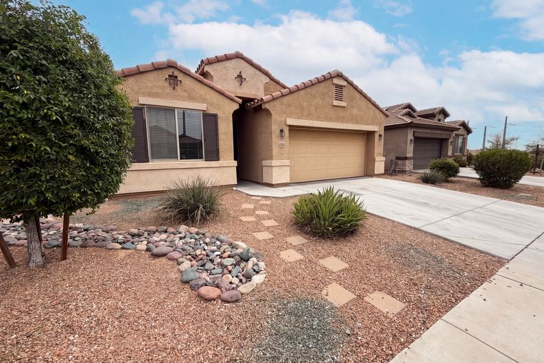 Photo 28 of 31 of 23680 W Magnolia Dr, Buckeye, AZ