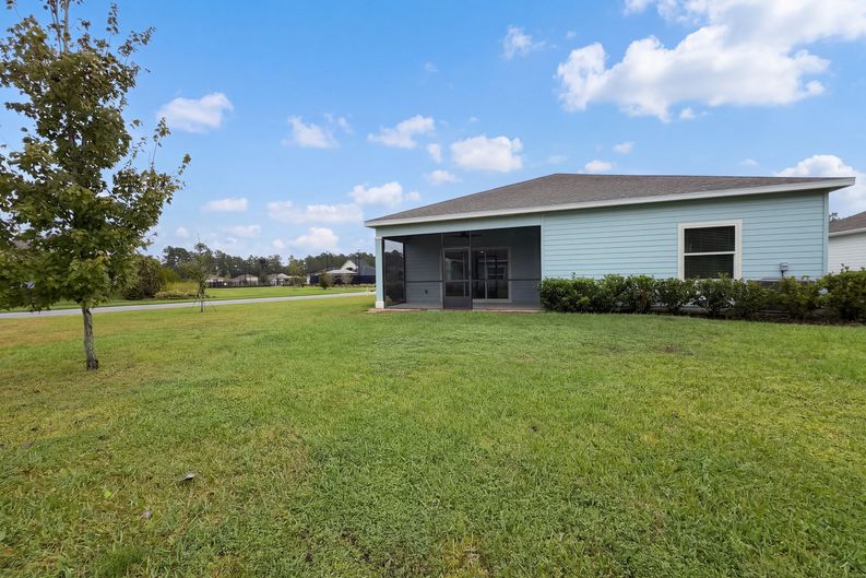 Photo 5 of 17 of 75404 Hideaway Ct, Yulee, FL