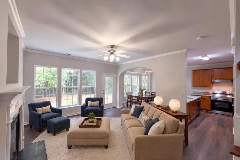 Photo 4 of 18 of 8408 Aztec Dawn Ct, Raleigh, NC