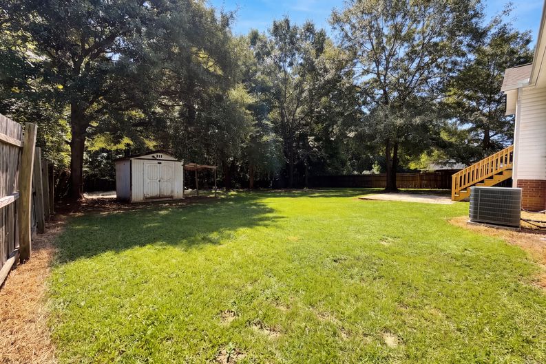 Photo 18 of 25 of 576 Sunray Dr, Clayton, NC