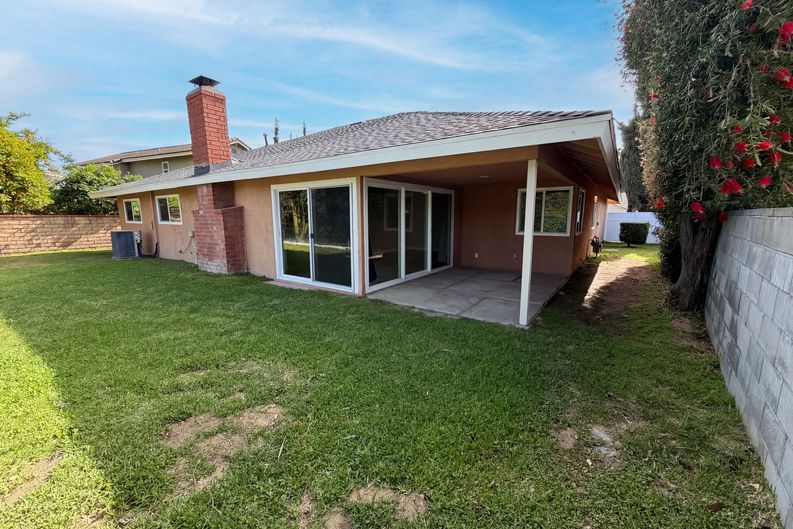 Photo 5 of 42 of 1640 Aspen Grove Ln, Diamond Bar, CA