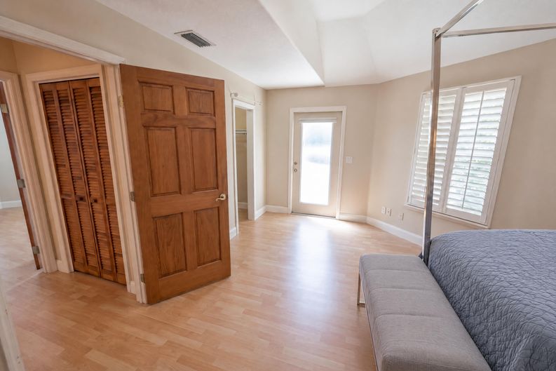 Photo 23 of 31 of 4335 SE 8th St, Ocala, FL