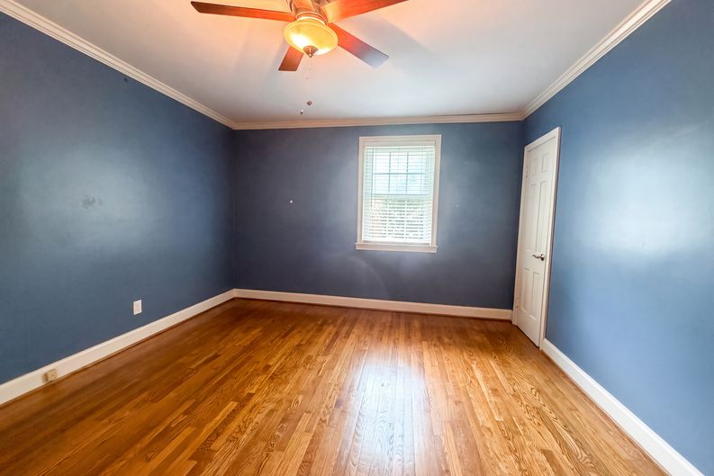 Photo 11 of 23 of 608 Estes Rd, Nashville, TN