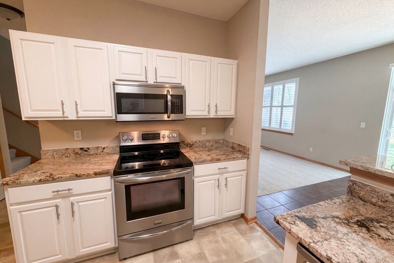 Photo 11 of 26 of 17005 78th Pl N, Maple Grove, MN