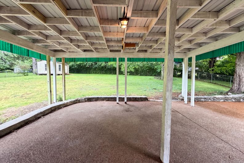 Photo 14 of 18 of 724 Woodmere Dr, Nashville, TN
