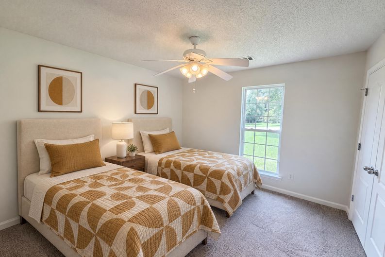 Photo 16 of 25 of 2506 Marixa Dr, Statham, GA