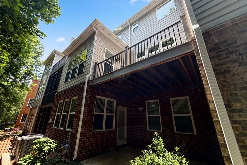 Photo 26 of 32 of 1659 Woodwalk Strm SE, Atlanta, GA