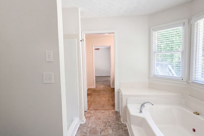 Photo 15 of 22 of 213 Carl Parker Rd, Hampton, GA