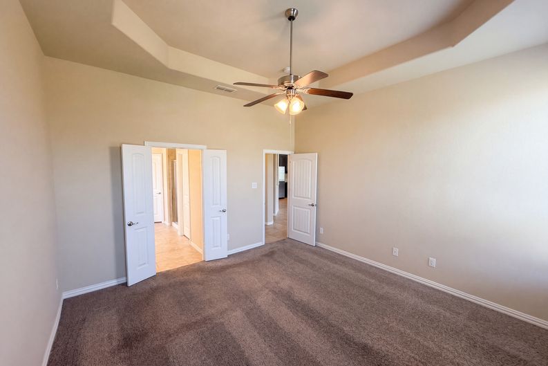 Photo 9 of 16 of 3912 Gennaker Dr, Denton, TX