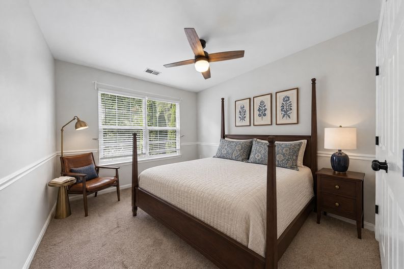 Photo 42 of 48 of 6046 Persinger House Ct, Manassas, VA