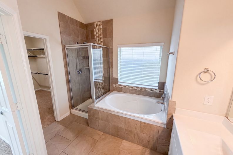 Photo 12 of 29 of 12338 Bedford Bend Dr, Humble, TX