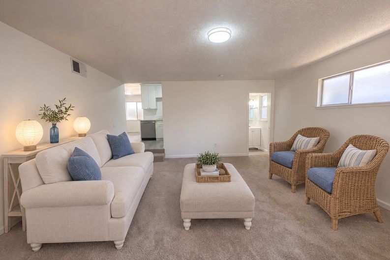 Photo 8 of 20 of 3008 Lerwick Rd, Sacramento, CA