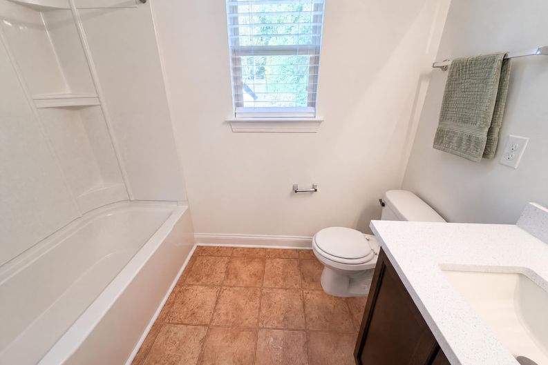 Photo 19 of 35 of 2703 Fern Willow Ct, Fuquay Varina, NC