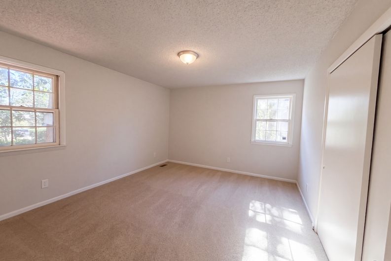 Photo 15 of 20 of 2101 Fordham Dr, Fayetteville, NC