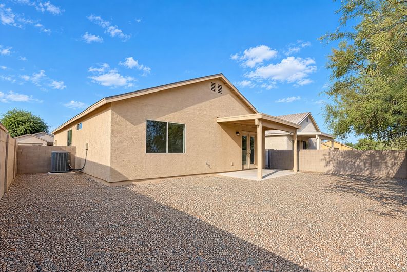 Photo 4 of 23 of 6013 S Galiuro Dr, Tucson, AZ