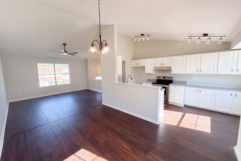 Photo 11 of 49 of 171 Cherry Grove Dr, West Columbia, SC